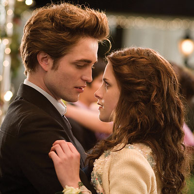 Robert Pattinson and Kristen Stewart Twilight