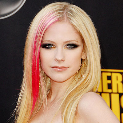 Avril Lavigne Eyes Makeup. Avril Lavigne
