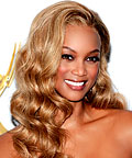 Tyra Banks, Ken Paves Hair Do Wavy Extensions in Ginger Blonde, hair extensions, hair color