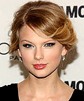 Taylor Swift, smooth skin