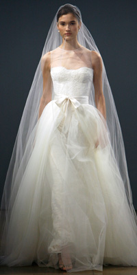 FashionDesigners - Bridal Gown Collections - Fall 2009 Bridal Photos at InStyle.com :  chic style instyle designers