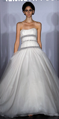 FashionDesigners - Bridal Gown Collections - Fall 2009 Bridal Photos at InStyle.com :  chic instyle designers gold