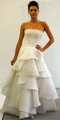 \#1 FashionDesigners - Bridal Gown Collections - Fall 2009 Bridal Photos at InStyle.com