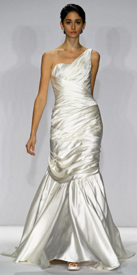 FashionDesigners - Bridal Gown Collections - Fall 2009 Bridal Photos at InStyle.com :  photos gown chic eclectic
