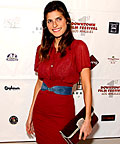 Lake Bell wearing American Apparel