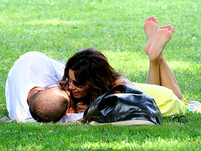 Happy Anniversary Eva and Tony, Eva Longoria, Tony Parker, Sighting in Central Park