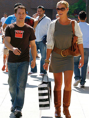 Katherine Heigl, T.R. Knight, Shopping in Los Angeles