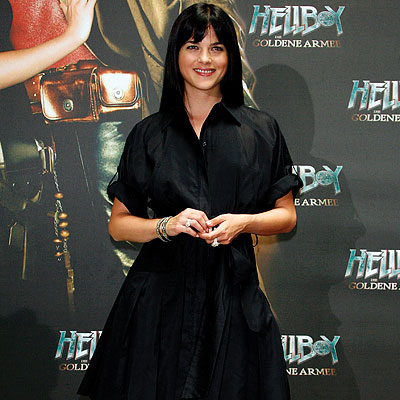 Selma Blair, Photocall for German premiere of Hellboy II: The Golden Army, Berlin