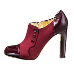 Suede and patent leather shoes, Via Spiga.