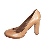 Leather Gram pump, DKNY.
