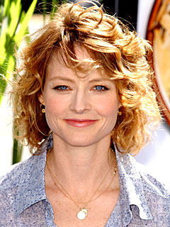 Jodie Foster, transformation, celebrity hair, celebrity beauty