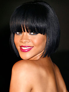 070208_rihanna07_240x320.jpg