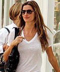 Gisele Bundchen, Paige Premium Denim, jeans