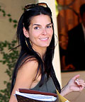 Angie Harmon, Louis Vuitton, Accessories, organizer
