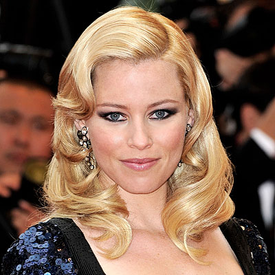 Daily Beauty Flash, Side Part, Elizabeth Banks