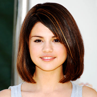 selena gomez short hair bangs