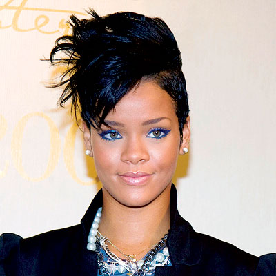 rihanna hairstyles 2011 pictures. rihanna hairstyles 2011.