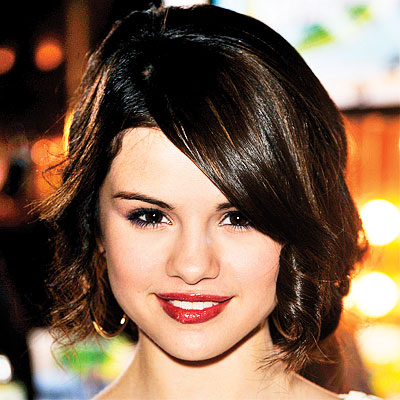 selena gomez lips. Selena Gomez