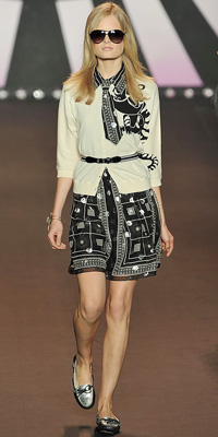 Anna Sui - Runway Photos - Spring 2010 Runway at InStyle.com