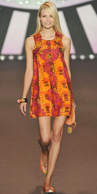 Anna Sui - Runway Photos - Spring 2010 Runway at InStyle.com