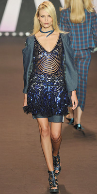 Anna Sui - Runway Photos - Spring 2010 Runway at InStyle.com