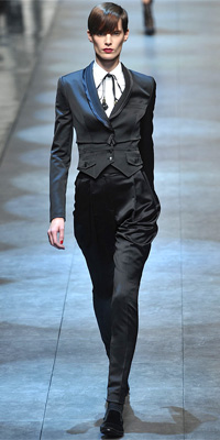 Dolce & Gabbana Spring 2010 Runway