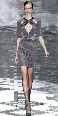 Gucci - Runway Photos - Spring 2010 Runway at InStyle.com