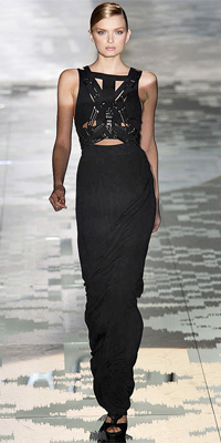 Gucci - Runway Photos - Spring 2010 Runway at InStyle.com