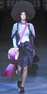 Louis Vuitton Spring 2010 Runway