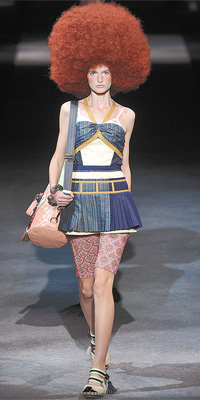 Louis Vuitton Spring 2010 Runway