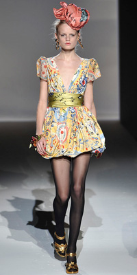 Moschino - Runway Photos - Spring 2010 Runway at InStyle.com
