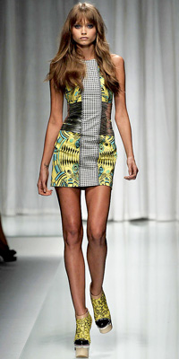 Versace Spring 2010 Runway