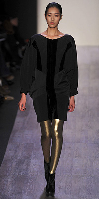 Fashion Designers - Runway Photos - Fall 2009 Runway at InStyle.com :  chic designers gold vintage