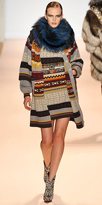 Matthew Williamson - Runway Photos - Fall 2009 Runway at InStyle.com