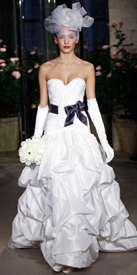 Oscar de la Renta - Bridal Gown Collections - Spring 2010 Bridal Photos at InStyle.com