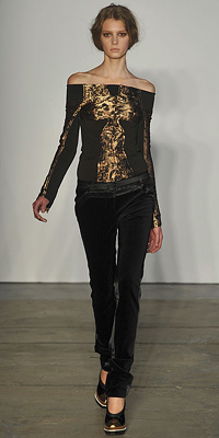 Fashion Designers - Runway Photos - Fall 2009 Runway at InStyle.com :  fashion accessory dresses accessories shoes
