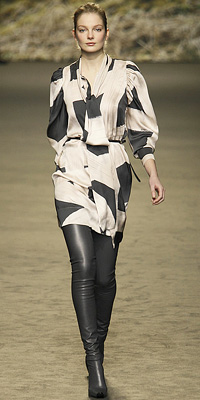 Stella McCartney Fall 2009 Runway