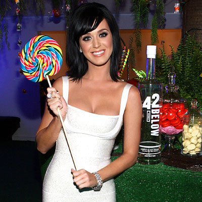 altTag= Katy Perry - Katy Perry's birthday party - Los Angeles