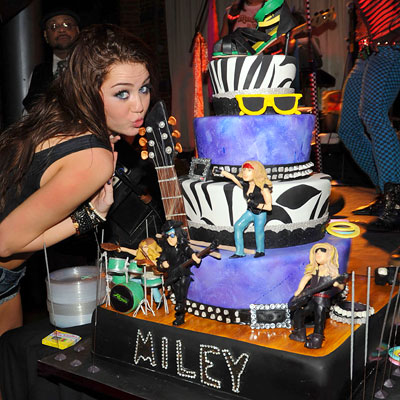 altTag= Miley Cyrus - Surprise 17th birthday party