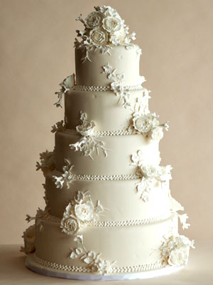 Celebrity Wedding on Maples Wedding Cakes   Cakes By Color   Instyle Weddings   Celebrity