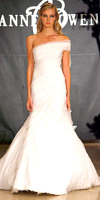 Anne Bowen