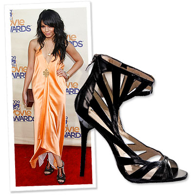 Jimmy Choo - Shoes - Shopping - Fall Trends - Jennifer Lopez - Cameron Diaz - Michelle Obama - Fashion News