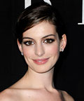 Anne Hathaway-Armani Haute Couture-Hair