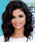 Selena Gomez-nail polish-2010 Teen Choice Awards