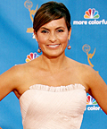 Mariksa Hargitay-nail polish-Emmys