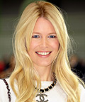 Claudia Schiffer-makeup-skin