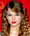 Taylor Swift-Madame Tussauds-lipstick