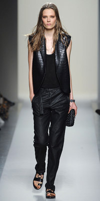 Bottega Veneta Spring 2011 Runway