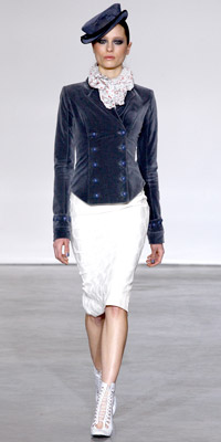 L'Wren Scott Fall 2010 Runway