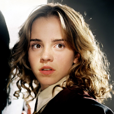 http://img2.timeinc.net/instyle/images/2010/gallery/110910-Hermione-3-400.jpg